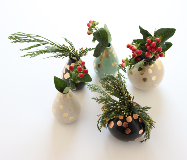 center-piece-holiday-vases