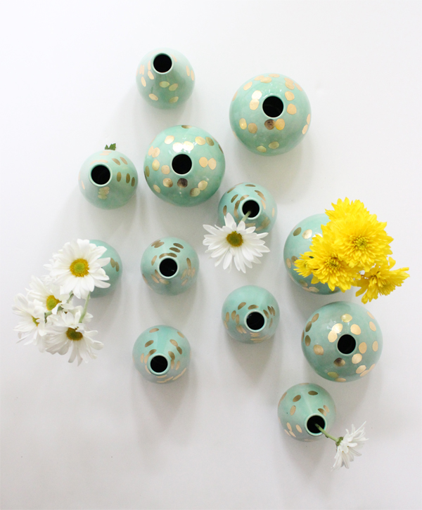 mint-vases-flowers